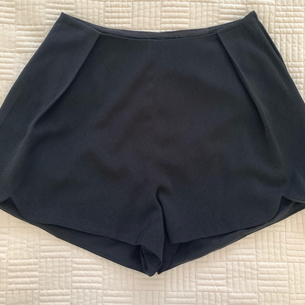 Honey Punch | shorts